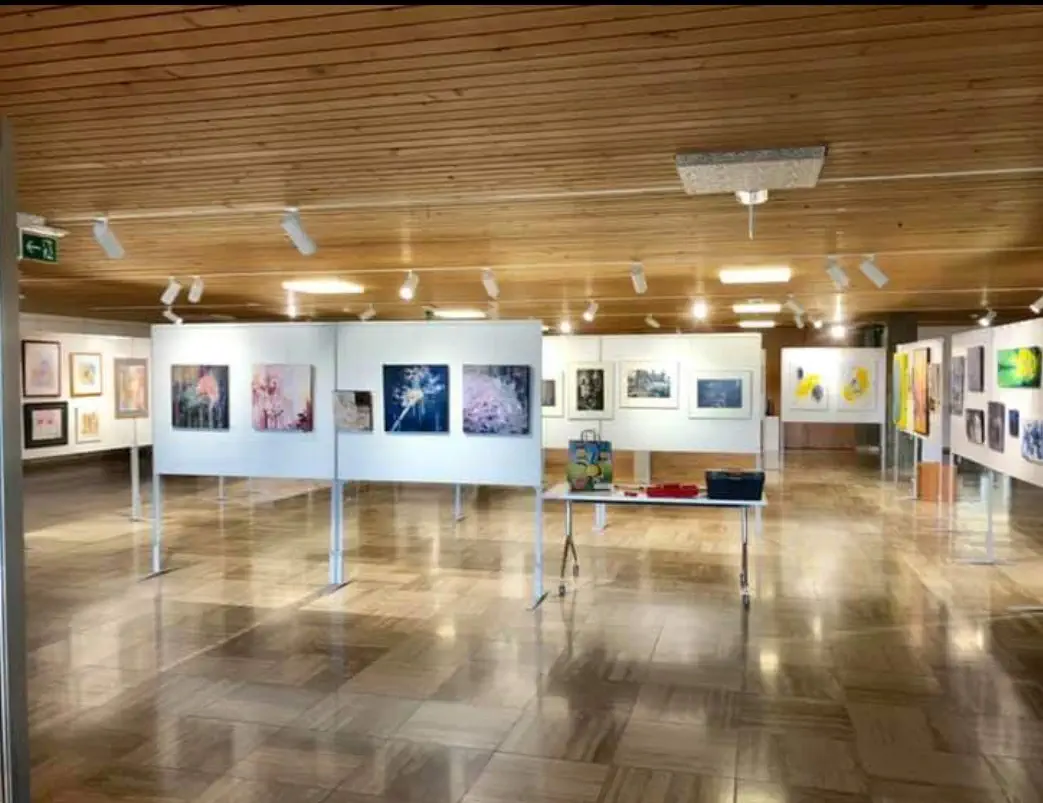 vernissage